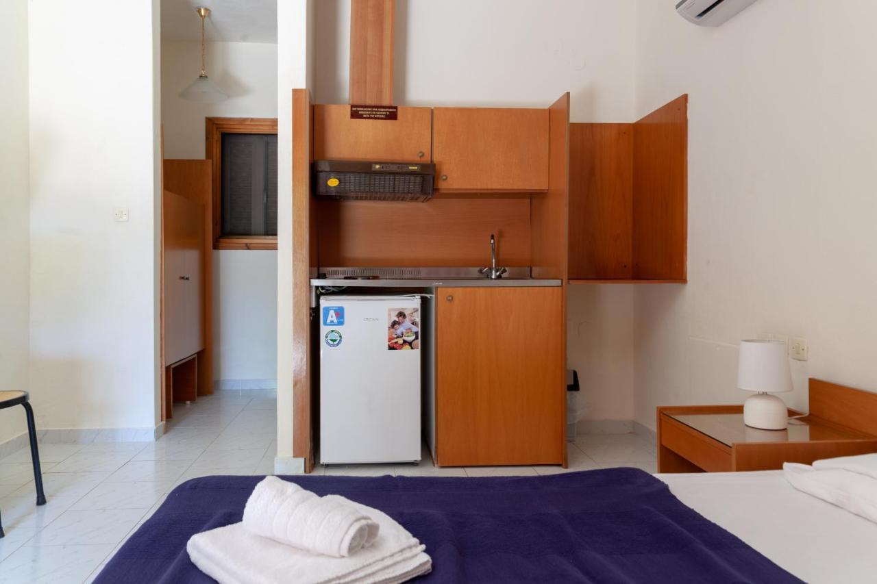 Athina Apartments Palaiopoli  Exterior foto